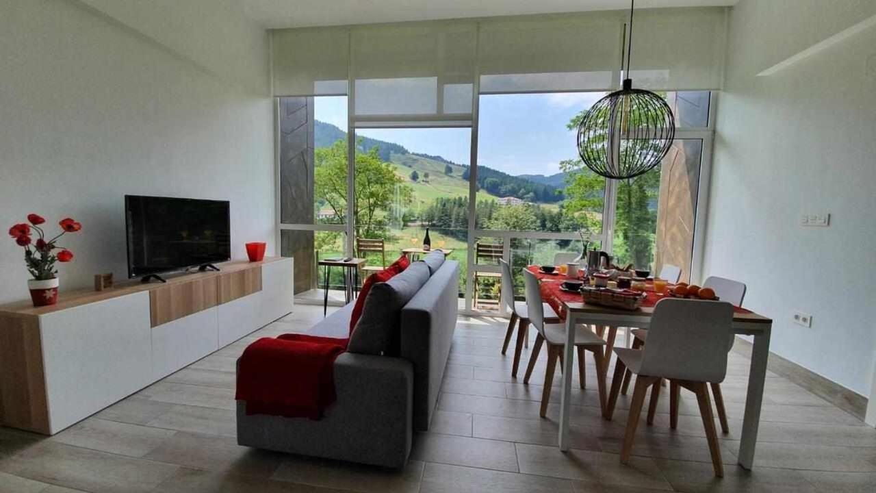 Bergaretxe Geltokia Apartment Legazpia Bagian luar foto
